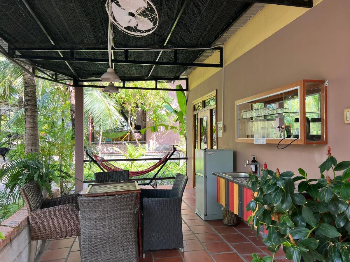 Lagi Farmstay Exterior foto