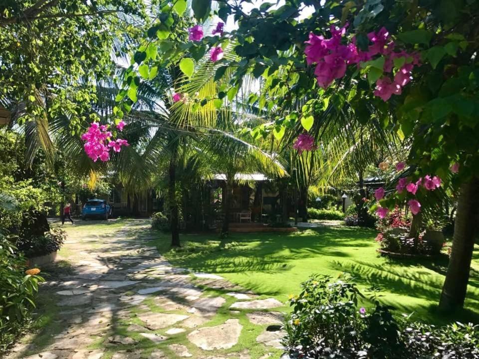 Lagi Farmstay Exterior foto